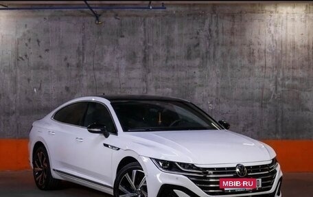 Volkswagen Passat CC, 2020 год, 3 400 000 рублей, 20 фотография