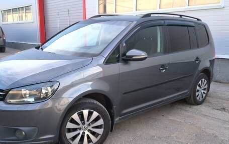 Volkswagen Touran III, 2010 год, 1 000 000 рублей, 8 фотография