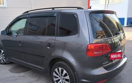 Volkswagen Touran III, 2010 год, 1 000 000 рублей, 7 фотография