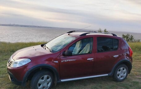 Renault Sandero I, 2013 год, 660 000 рублей, 1 фотография