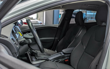 Volvo V40 Cross Country I, 2018 год, 1 950 000 рублей, 21 фотография