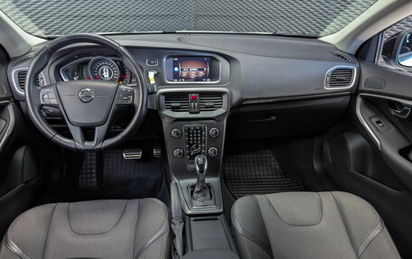 Volvo V40 Cross Country I, 2018 год, 1 950 000 рублей, 22 фотография