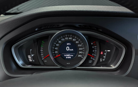 Volvo V40 Cross Country I, 2018 год, 1 950 000 рублей, 37 фотография