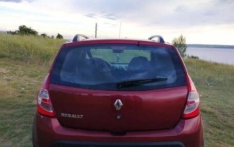 Renault Sandero I, 2013 год, 660 000 рублей, 3 фотография