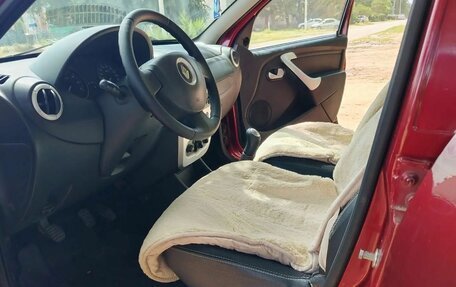 Renault Sandero I, 2013 год, 660 000 рублей, 10 фотография