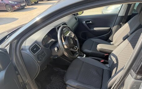 Volkswagen Polo VI (EU Market), 2018 год, 750 000 рублей, 15 фотография