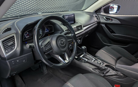 Mazda 3, 2018 год, 1 730 000 рублей, 10 фотография