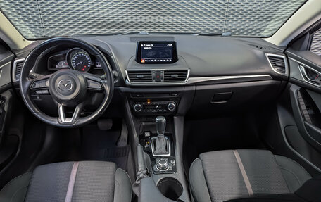 Mazda 3, 2018 год, 1 730 000 рублей, 12 фотография