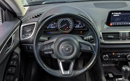Mazda 3, 2018 год, 1 730 000 рублей, 15 фотография
