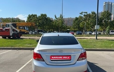 Hyundai Solaris II рестайлинг, 2015 год, 1 090 000 рублей, 1 фотография