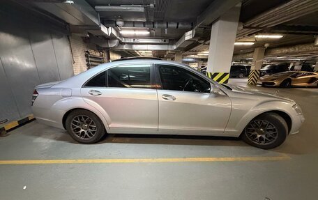 Mercedes-Benz S-Класс, 2005 год, 1 800 000 рублей, 2 фотография