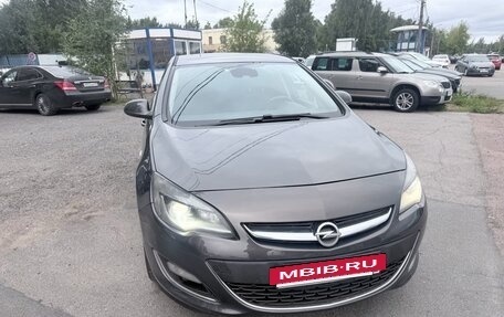 Opel Astra J, 2013 год, 610 000 рублей, 2 фотография