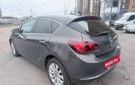 Opel Astra J, 2013 год, 610 000 рублей, 5 фотография