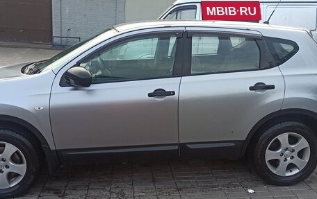 Nissan Qashqai, 2010 год, 750 000 рублей, 2 фотография