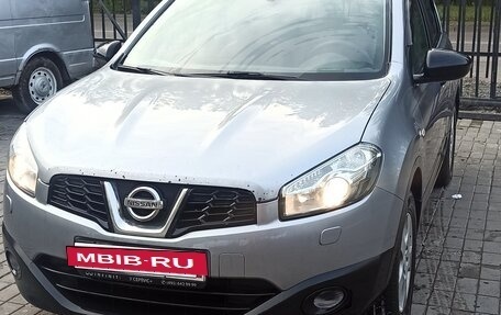 Nissan Qashqai, 2010 год, 750 000 рублей, 4 фотография