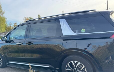 KIA Carnival, 2021 год, 3 800 000 рублей, 24 фотография