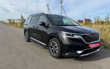 KIA Carnival, 2021 год, 3 800 000 рублей, 28 фотография