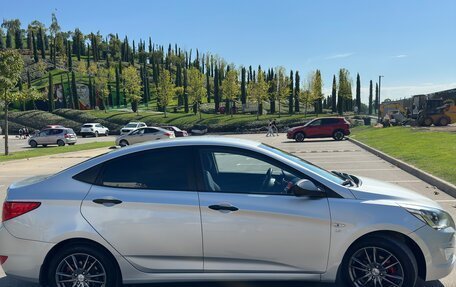 Hyundai Solaris II рестайлинг, 2015 год, 1 090 000 рублей, 4 фотография