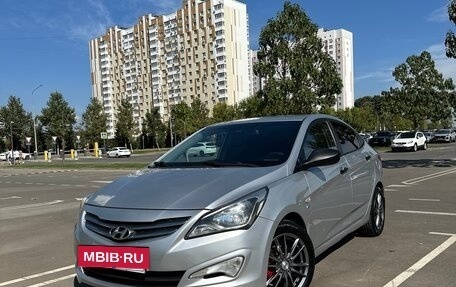 Hyundai Solaris II рестайлинг, 2015 год, 1 090 000 рублей, 8 фотография