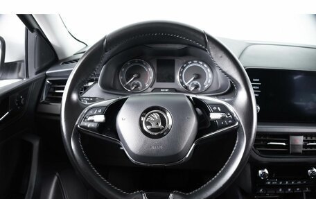 Skoda Rapid II, 2022 год, 1 999 000 рублей, 12 фотография