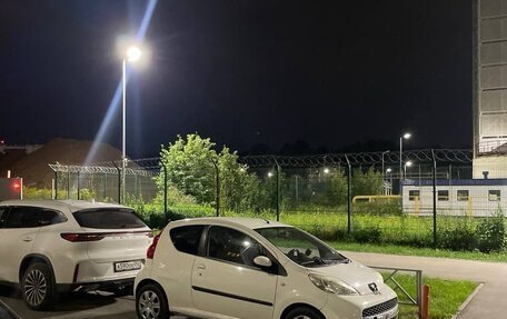 Peugeot 107 I рестайлинг, 2011 год, 300 000 рублей, 9 фотография
