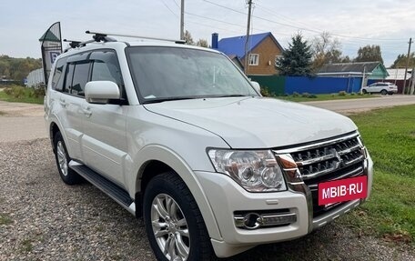 Mitsubishi Pajero IV, 2018 год, 2 950 000 рублей, 2 фотография