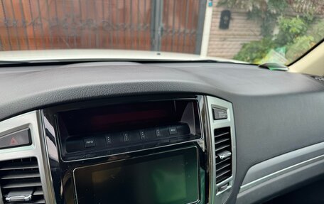 Mitsubishi Pajero IV, 2018 год, 2 950 000 рублей, 14 фотография