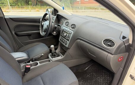 Ford Focus II рестайлинг, 2005 год, 420 000 рублей, 15 фотография