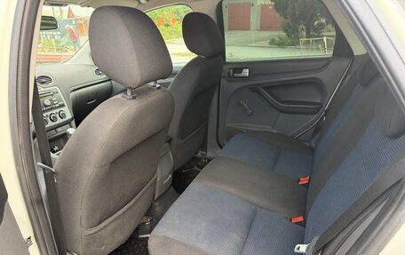 Ford Focus II рестайлинг, 2005 год, 420 000 рублей, 16 фотография