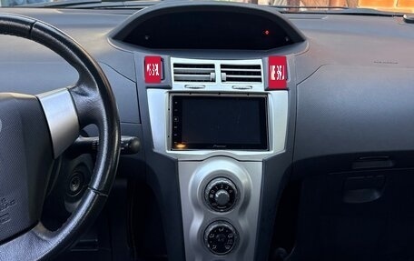 Toyota Yaris III рестайлинг, 2008 год, 620 000 рублей, 25 фотография
