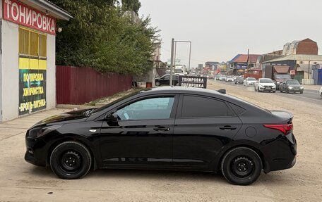 Hyundai Solaris II рестайлинг, 2018 год, 1 050 000 рублей, 4 фотография
