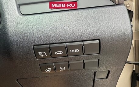 Lexus RX IV рестайлинг, 2018 год, 4 400 000 рублей, 9 фотография