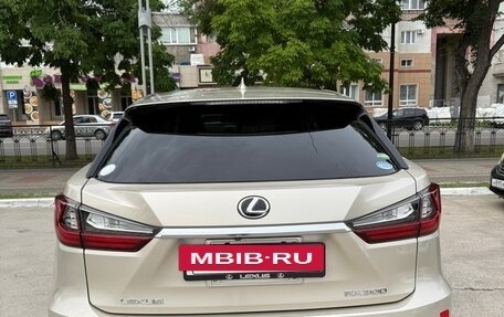 Lexus RX IV рестайлинг, 2018 год, 4 400 000 рублей, 26 фотография