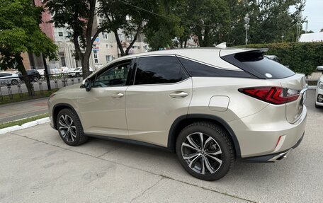 Lexus RX IV рестайлинг, 2018 год, 4 400 000 рублей, 28 фотография