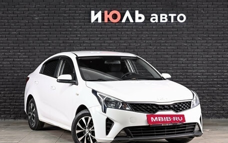 KIA Rio IV, 2021 год, 1 370 000 рублей, 3 фотография