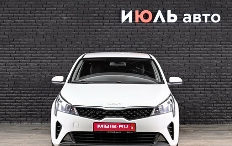 KIA Rio IV, 2021 год, 1 370 000 рублей, 2 фотография