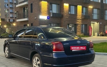 Toyota Avensis III рестайлинг, 2005 год, 575 000 рублей, 6 фотография