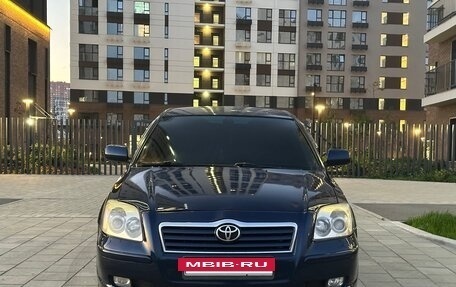 Toyota Avensis III рестайлинг, 2005 год, 575 000 рублей, 2 фотография