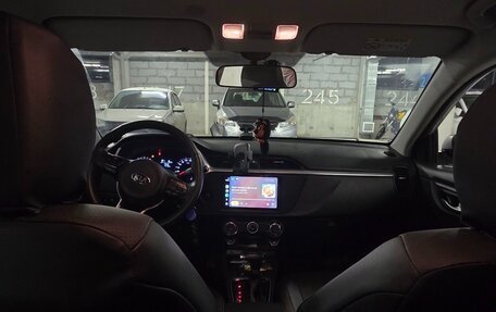 KIA Rio IV, 2021 год, 1 800 000 рублей, 6 фотография