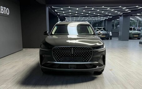 Lincoln Nautilus, 2023 год, 4 200 000 рублей, 7 фотография
