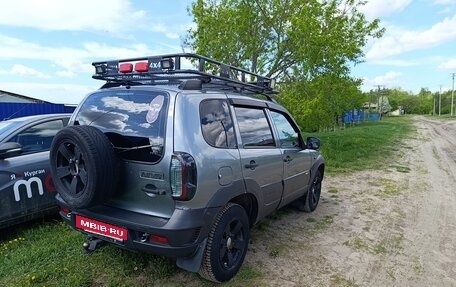 Chevrolet Niva I рестайлинг, 2016 год, 550 000 рублей, 2 фотография