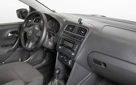 Volkswagen Polo VI (EU Market), 2012 год, 680 000 рублей, 7 фотография