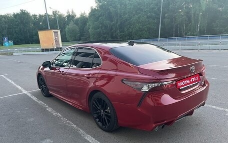 Toyota Camry, 2022 год, 2 000 000 рублей, 4 фотография