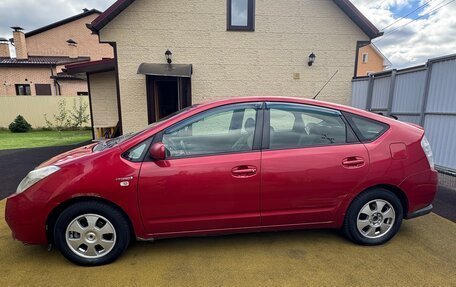 Toyota Prius, 2008 год, 695 000 рублей, 4 фотография