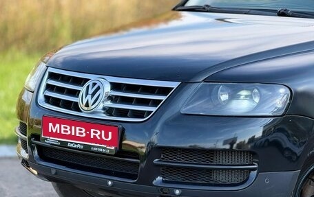 Volkswagen Touareg III, 2005 год, 750 000 рублей, 2 фотография