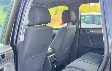 Volkswagen Touareg III, 2005 год, 750 000 рублей, 21 фотография