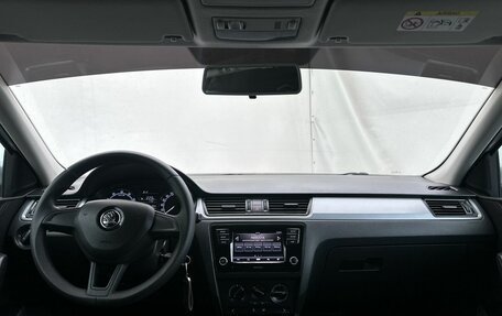 Skoda Rapid I, 2018 год, 1 270 000 рублей, 13 фотография