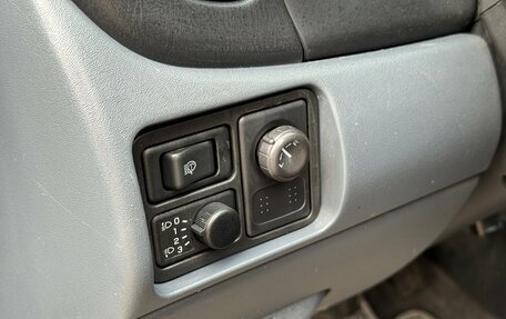 Nissan Almera, 2006 год, 239 000 рублей, 10 фотография