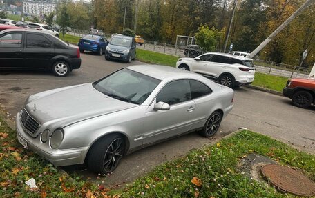 Mercedes-Benz CLK-Класс, 1999 год, 250 000 рублей, 2 фотография