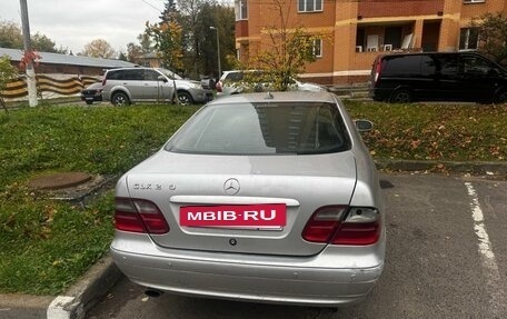 Mercedes-Benz CLK-Класс, 1999 год, 250 000 рублей, 3 фотография